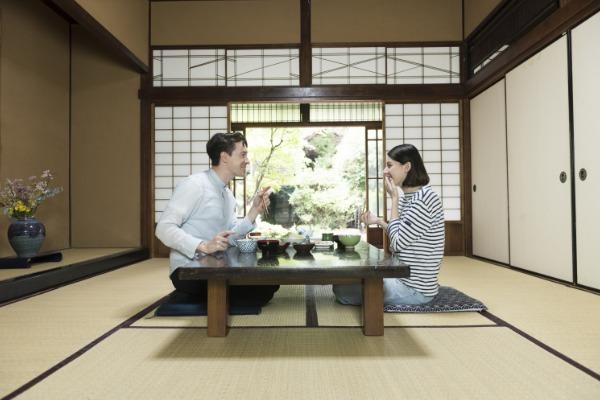 Qu’est-ce qui est considéré comme impoli au Japon ?