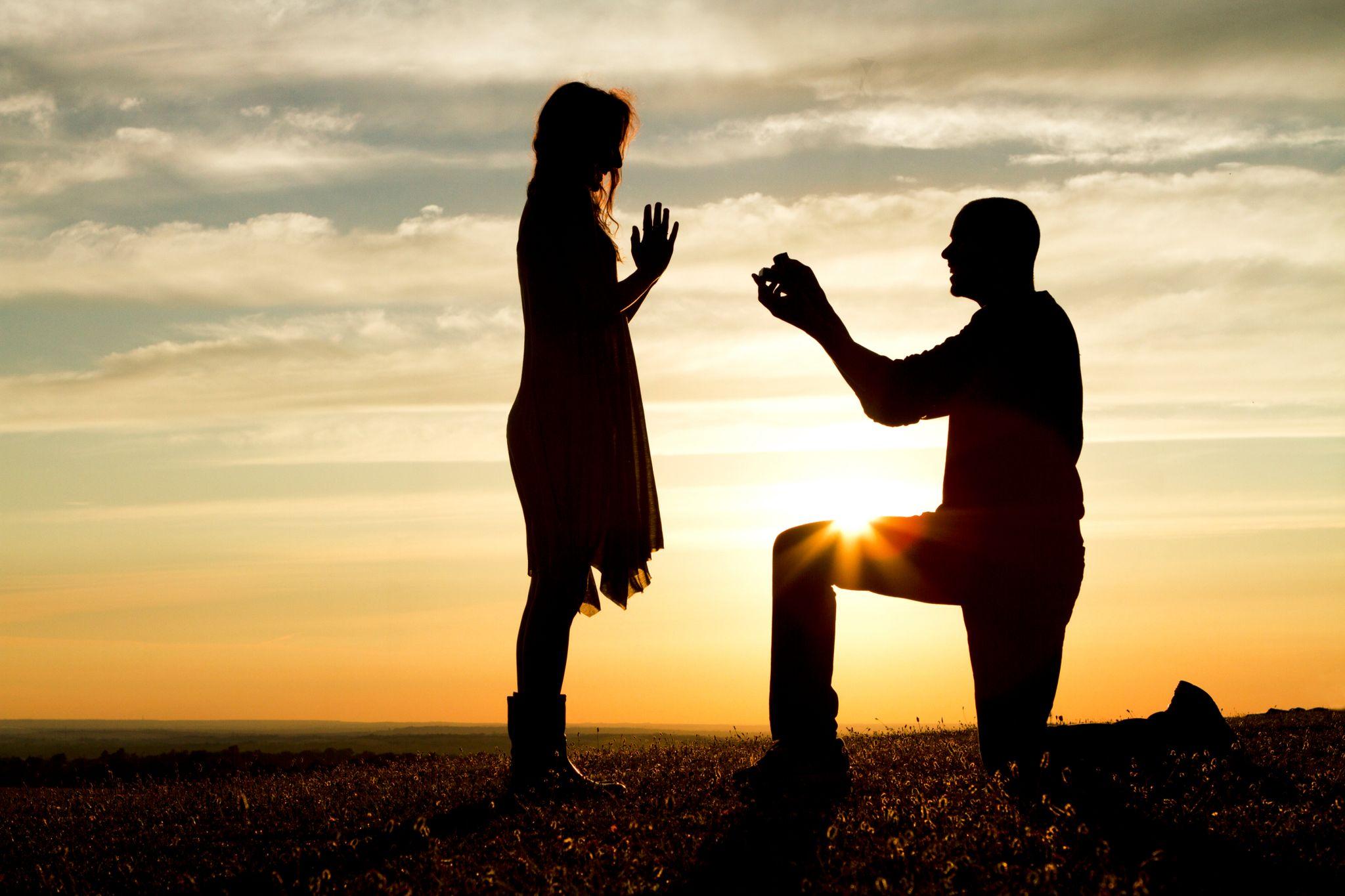 Comment les Japonais font-ils leur demande en mariage ?