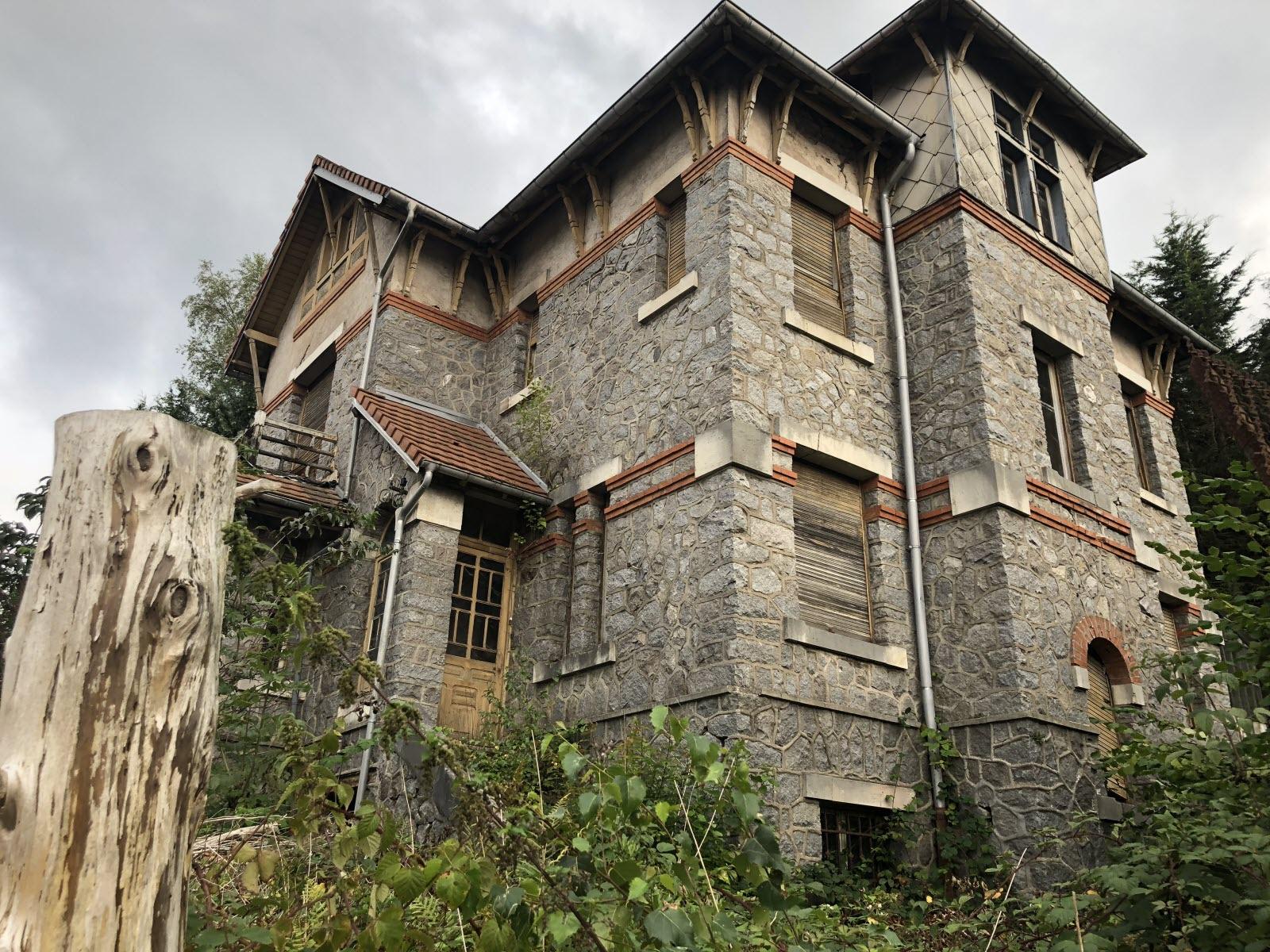 Peut-on vivre dans une maison abandonnée au Japon ?