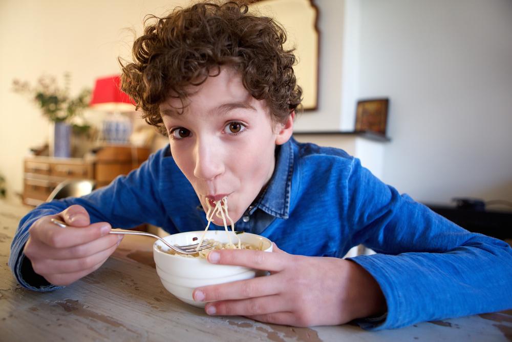 Est-il poli de slurper sa nourriture au Japon ?