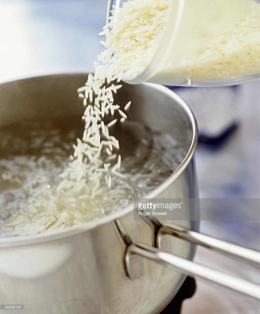 Comment les Japonais utilisent-ils l’eau de riz pour le visage ?