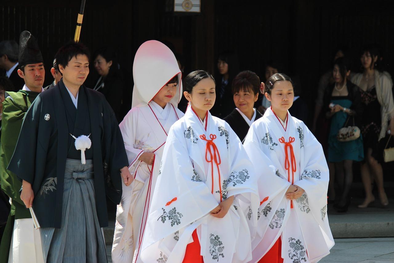 Peut-on se marier à 15 ans au Japon ?