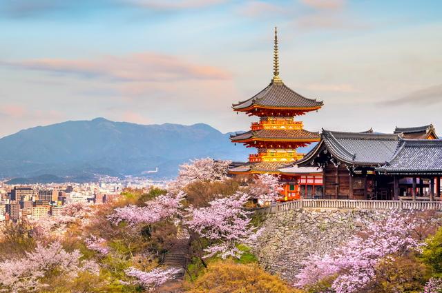 Comment le Japon obtient-il sa liberté ?