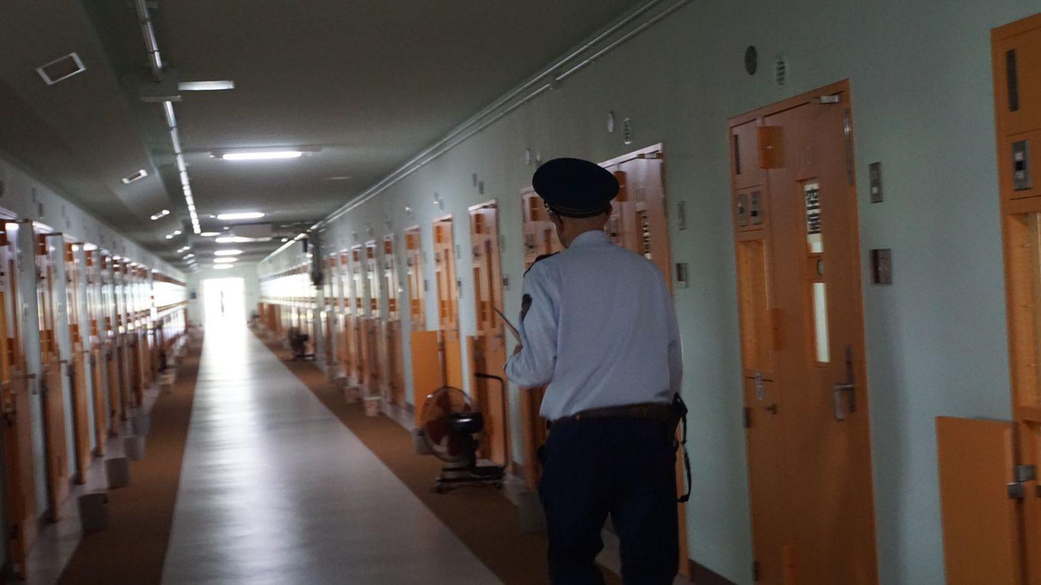 Les prisons japonaises sont-elles strictes ?